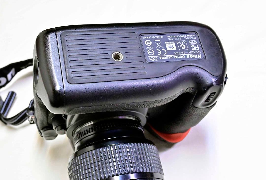 Nikon D3S デジタル一眼レフカメラ　レンズ付き