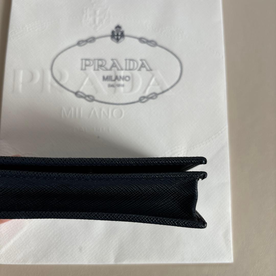 プラダ　カードケース　名刺入れ