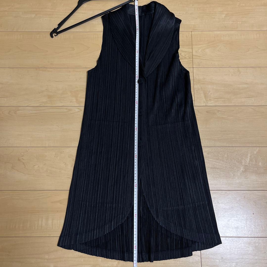 PLEATS PLEASE(プリーツプリーズ) ジレ　ブラック サイズ4