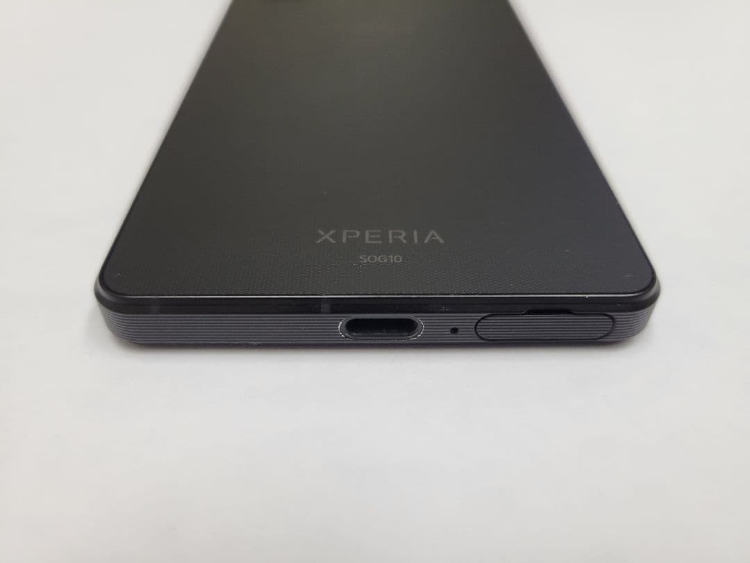 極美品 Xperia 1 V SCG10 純正ケース、SDカード(512GB)付