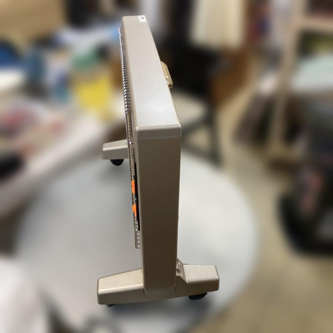 ハ*ル様 サンルミエ キュート 遠赤外線暖房器 E800LS