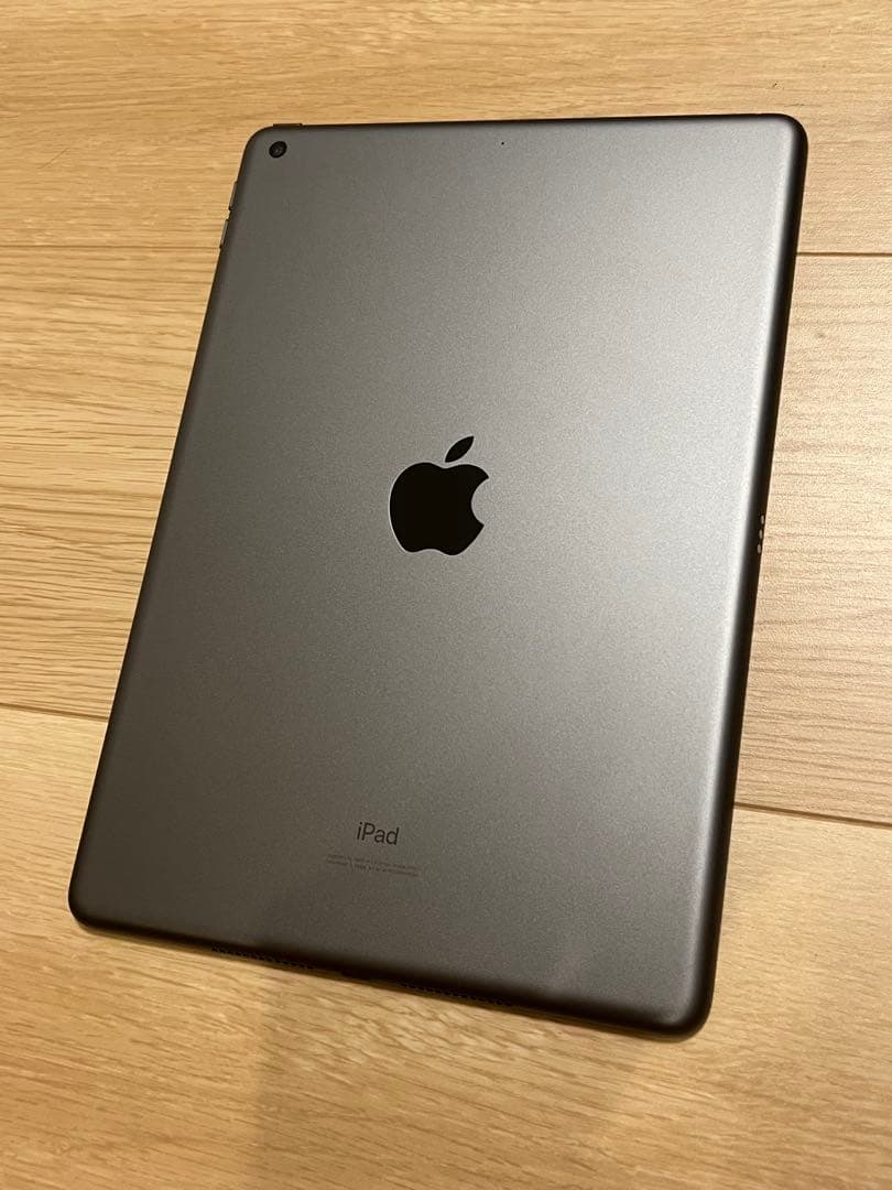 iPad 第7世代(2019)WiFiモデル 32GB