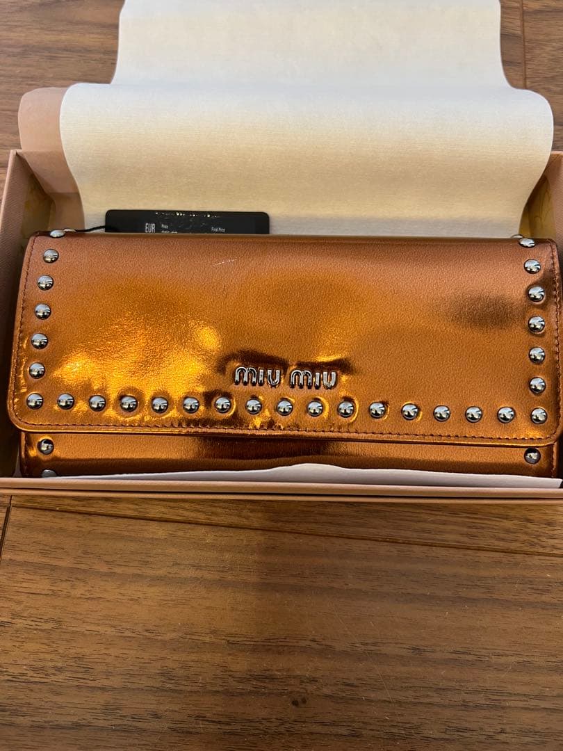 l*1様 【新品未使用タグ付き】miu miu 財布