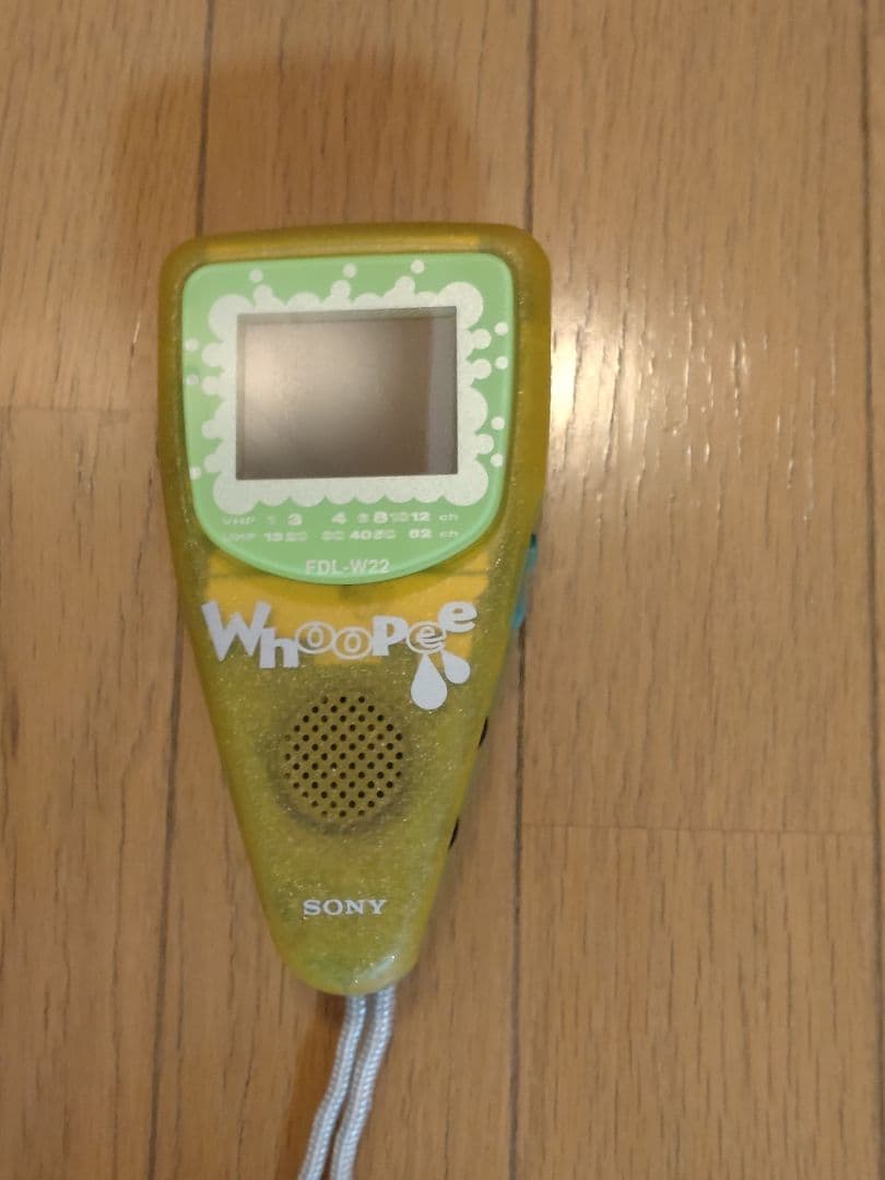 ジャンク　携帯アナログテレビ　whoopee SONY FL-W22スケルトン