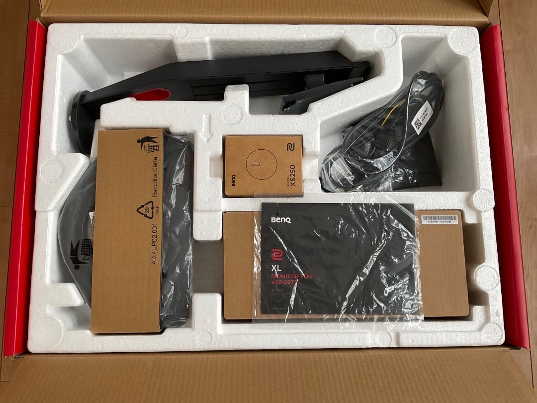 BenQ XL2546K 240Hz e-Sportsモニター　本体