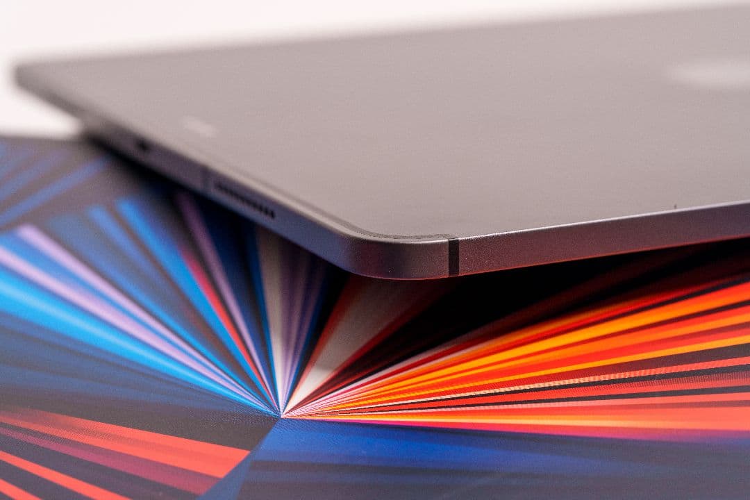 iPad Pro 12.9インチCellular 256GB 第５世代 ドコモ版