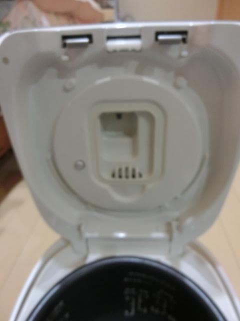 パナソニック 5.5合 炊飯器 圧力IH式 おどり炊きホワイトSR-PB105