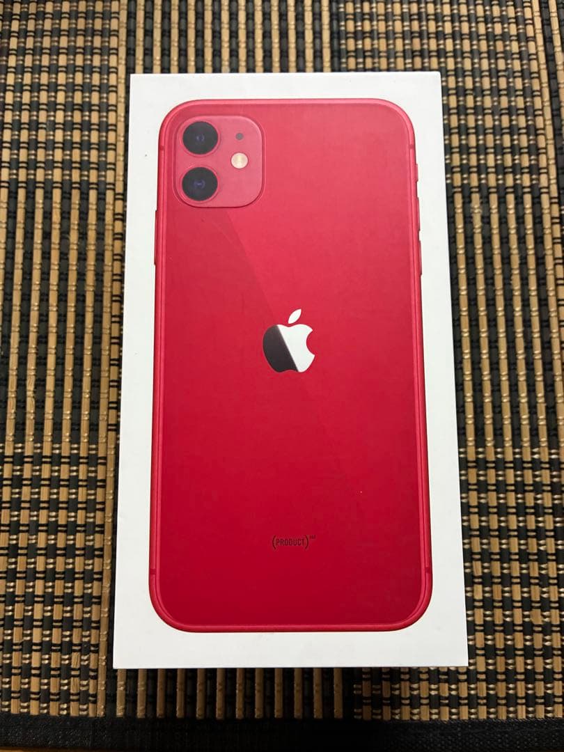 Apple iPhone 11 (赤) 本体　64GB
