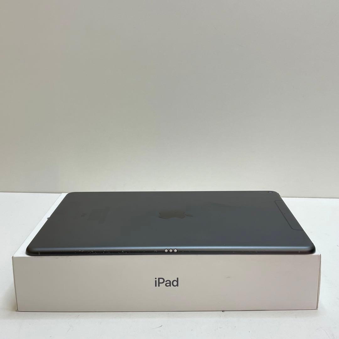 iPad Air 第3世代 64Gb Wi-Fi + Cellular 85%