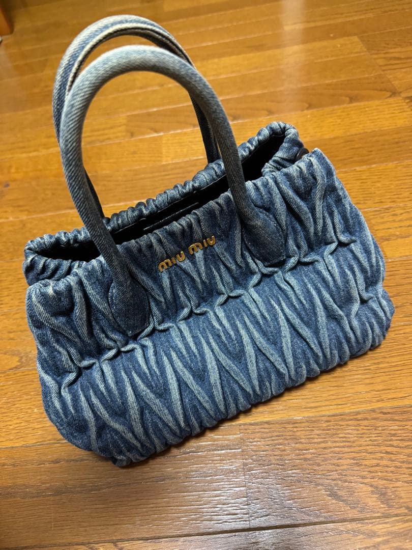 デニム調 ギャザー入りハンドバッグ