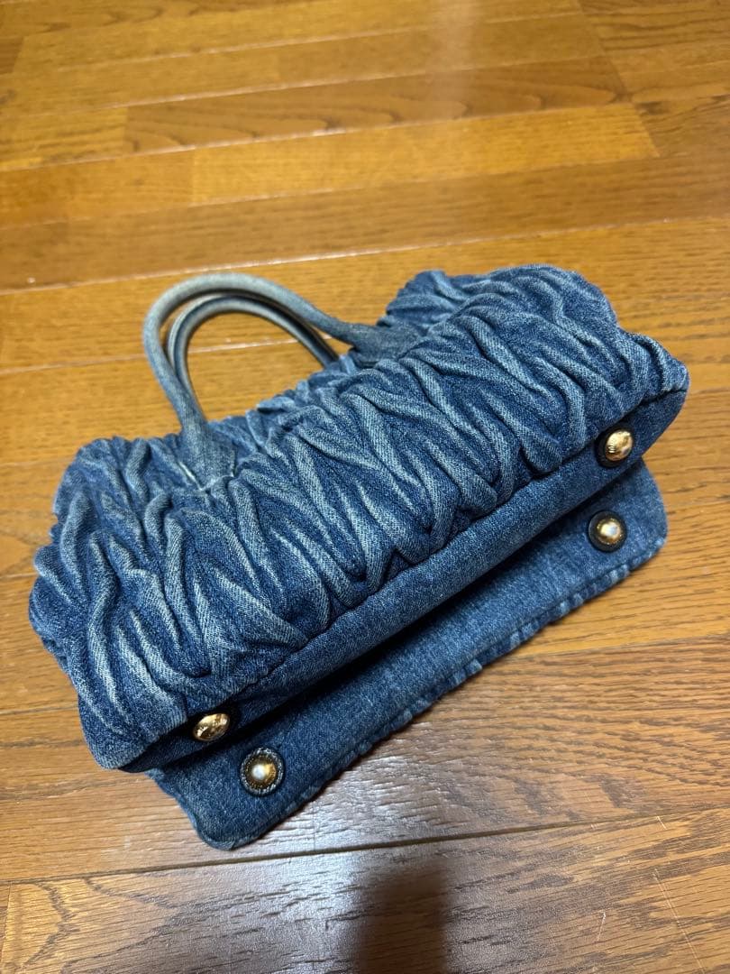 デニム調 ギャザー入りハンドバッグ