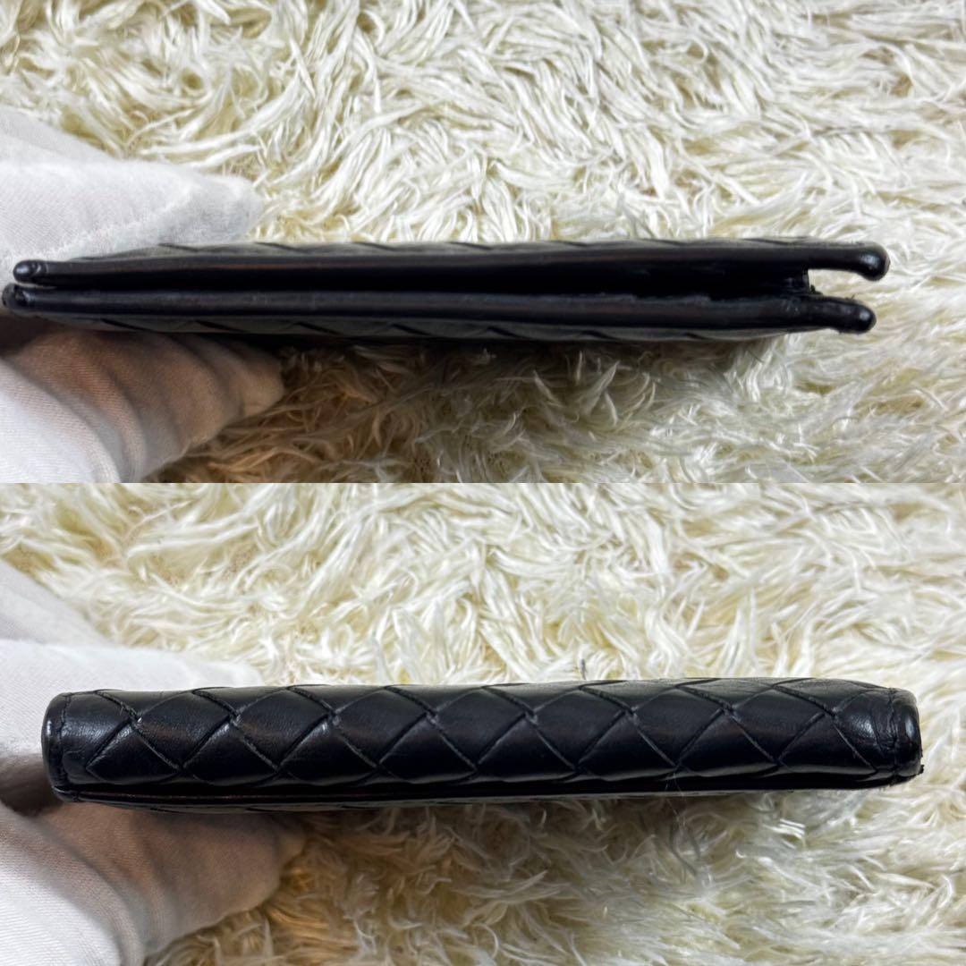 人気✨ボッテガヴェネタ　カードケース　二つ折り　イントレチャート　黒　レザー