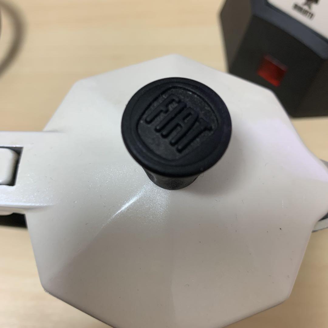コーヒーメーカー・エスプレッソマシン BIALETTI Moka Elektrika Fiat 500 weiss