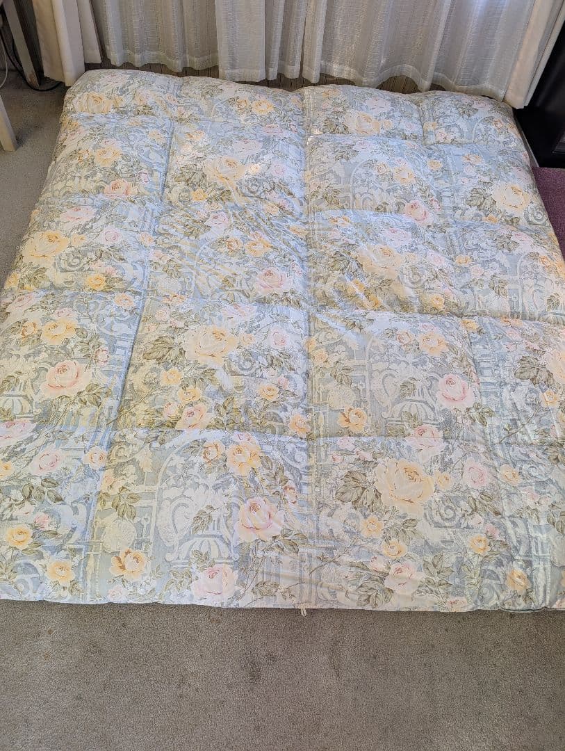 羽毛布団ダブルサイズ・冬用掛けカバー付き