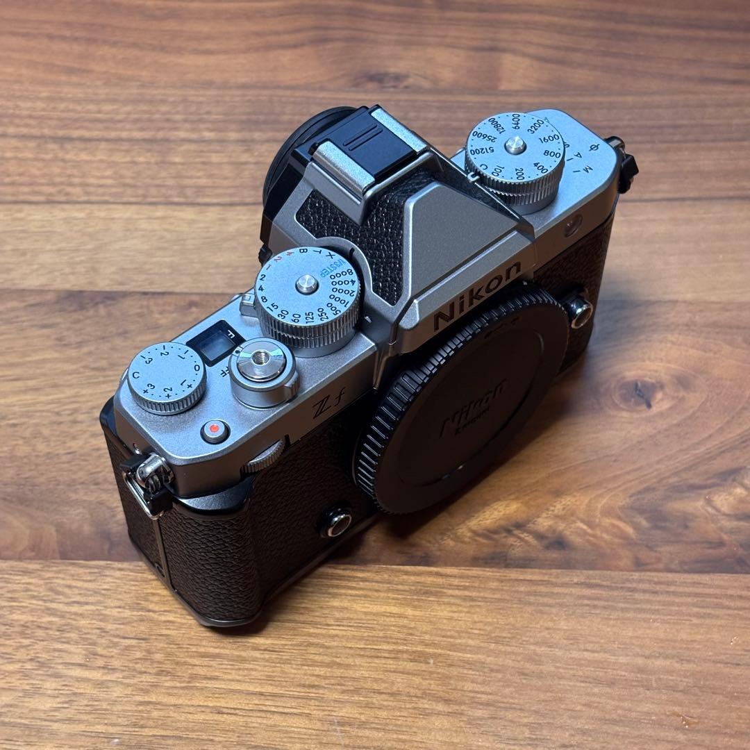 美品 ニコン Zf シルバー ボディ