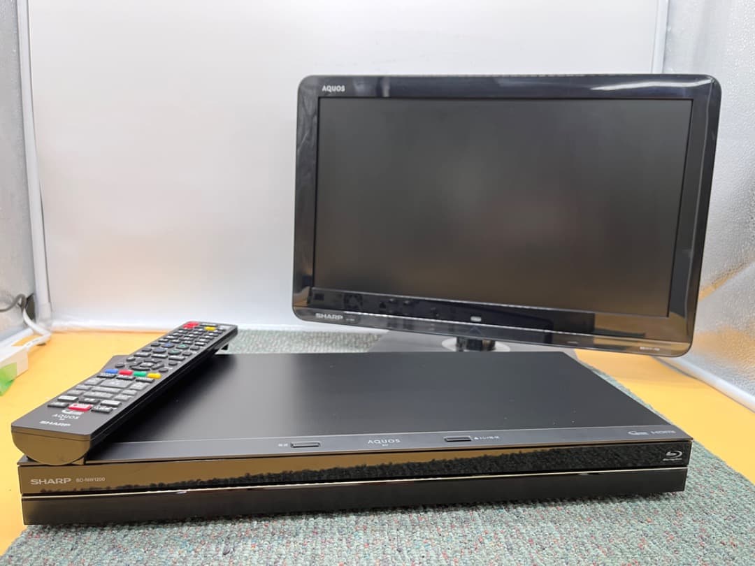 【美品】テレビ・レコーダーセット　SHARP　インターネット接続可　f702