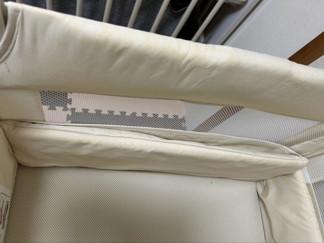 アップリカ　ココネルCOCONELベビーベッド ミルク