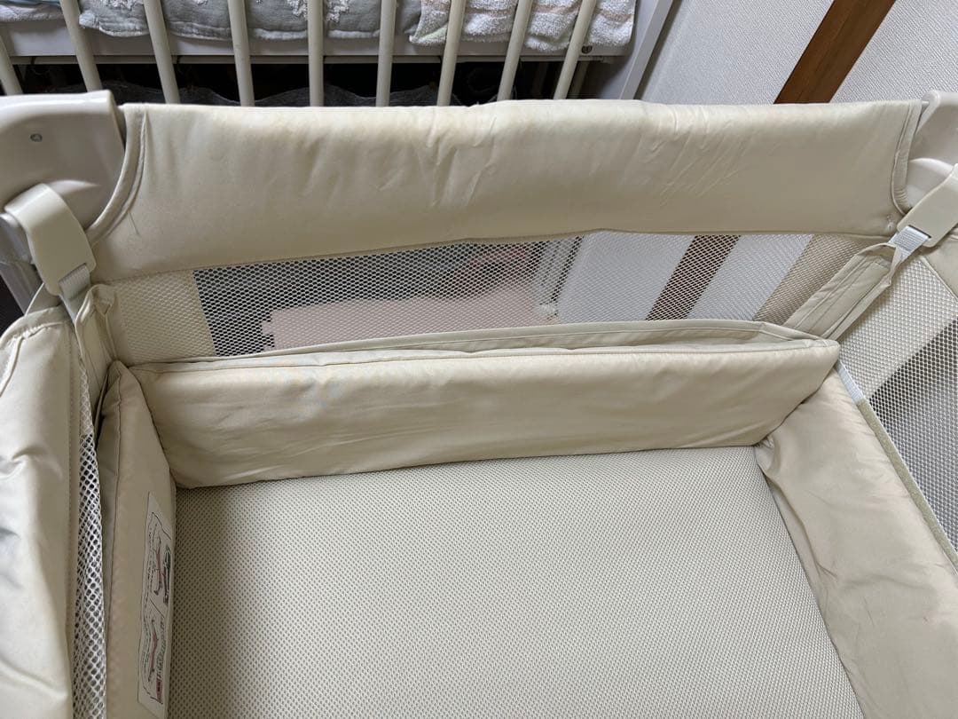 アップリカ　ココネルCOCONELベビーベッド ミルク