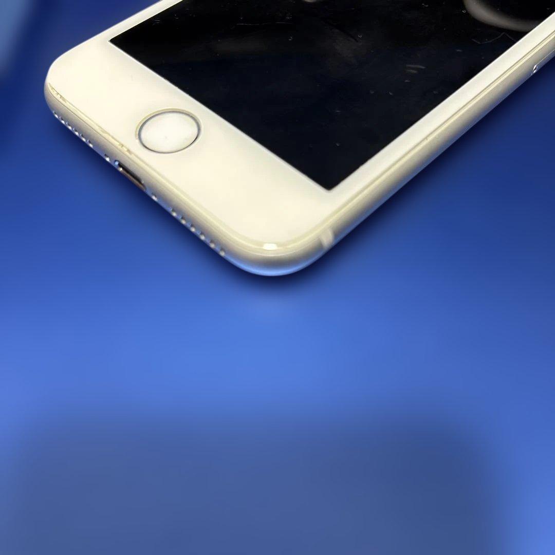 Apple iPhone 8 256GB シルバー
