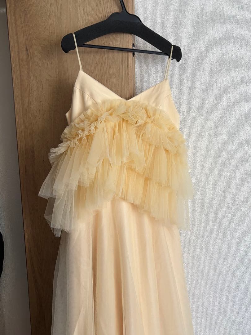 DRESSPRODUCTIONバターイエローフリルチュールドレス カラードレス