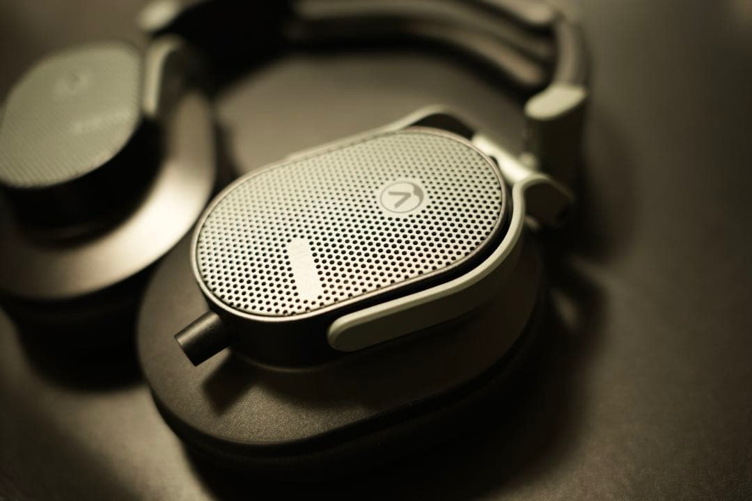 Hi-X65 + HXHCヘッドホンケース Austrian Audio