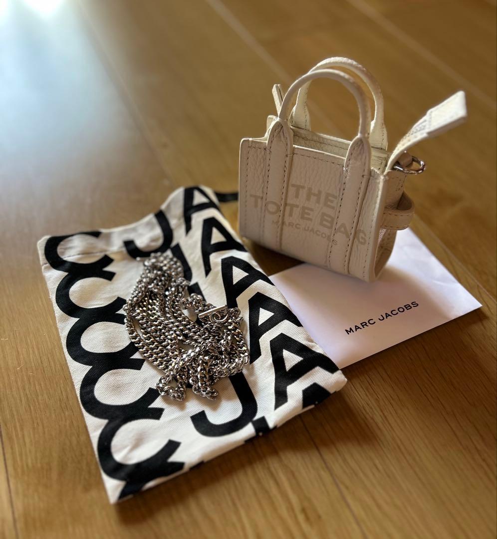 MARC JACOBS ザ レザー アイテムズ ナノ トート クロスボディ