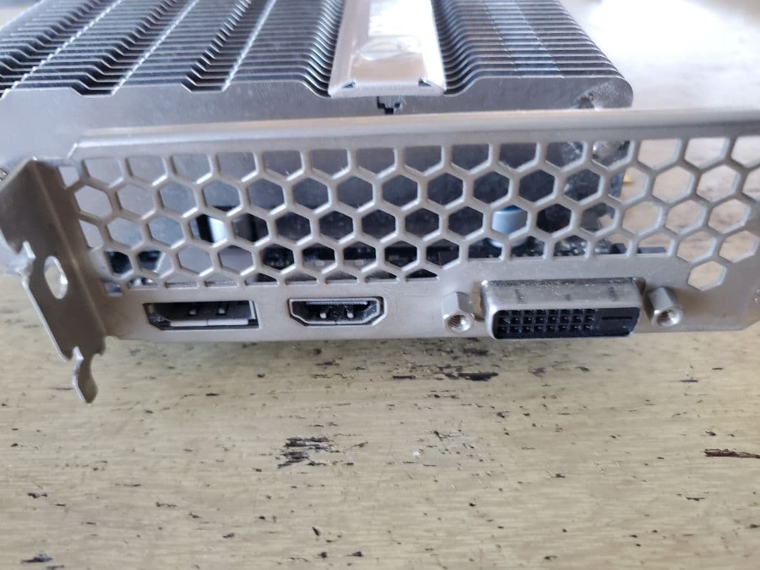 Palit Kalmx GeForce GTX 1050Ti ファンレス