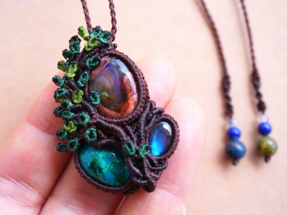 カンテラオパール　クリソコラ　ラブラドライト　マクラメ　ネックレス