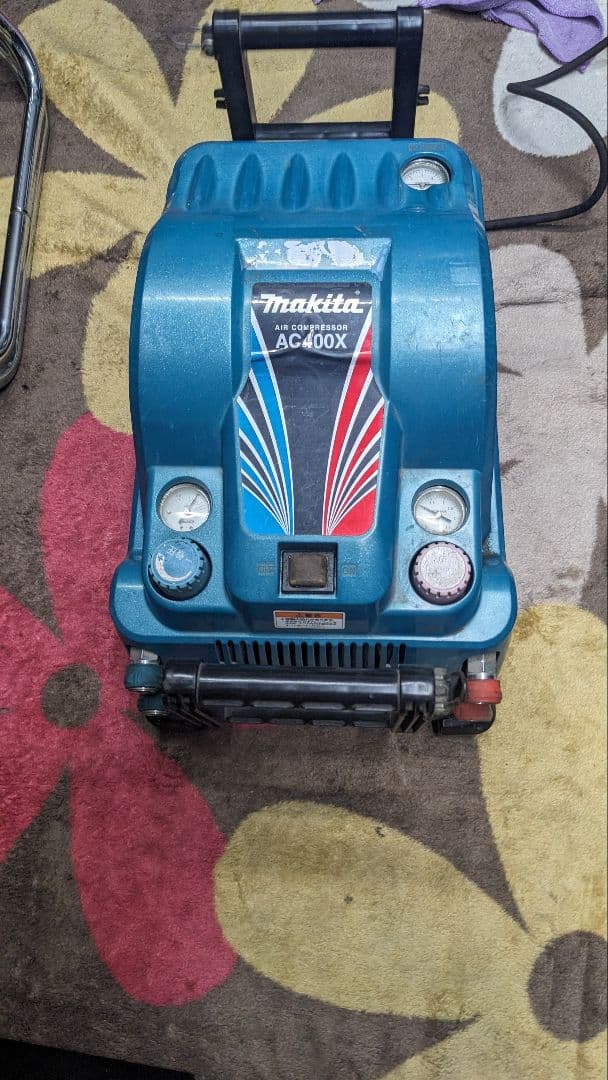 Makita エアコンプレッサAC400X