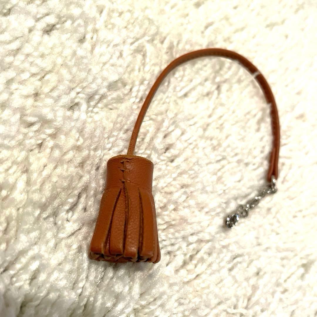 HERMES カルメンチータ　ゴールド　ブックマーク　チャーム