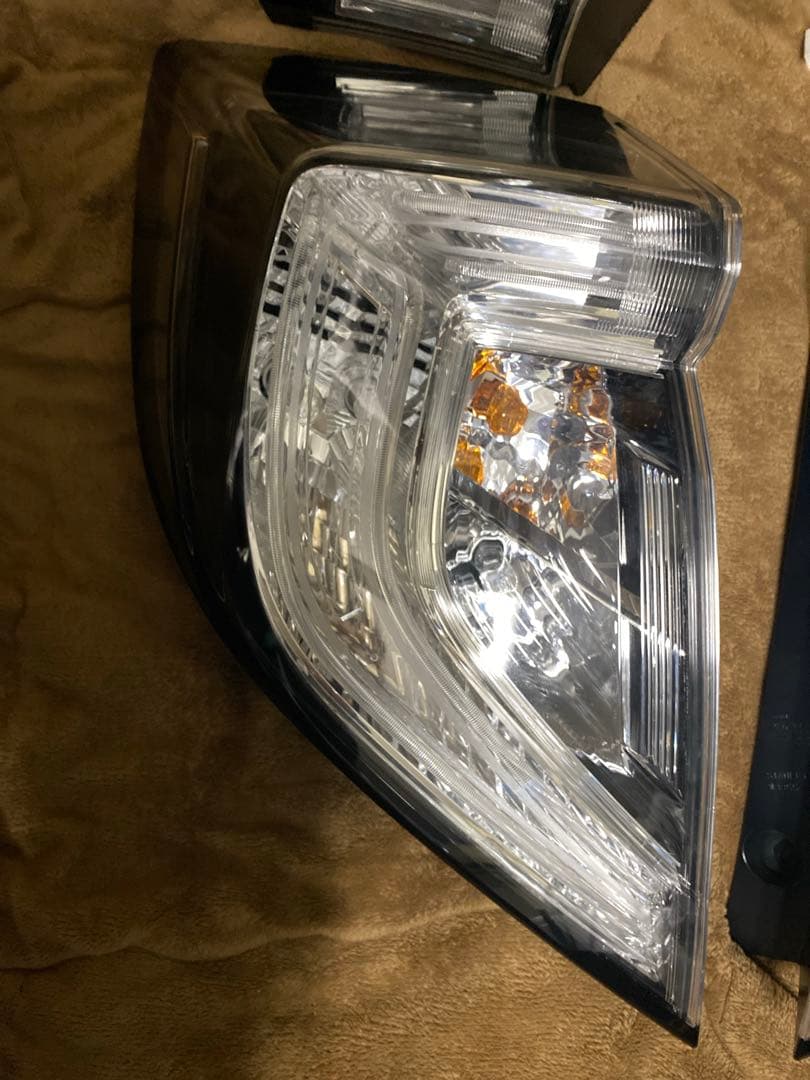 FK7.FK8 純正加工　テールランプ