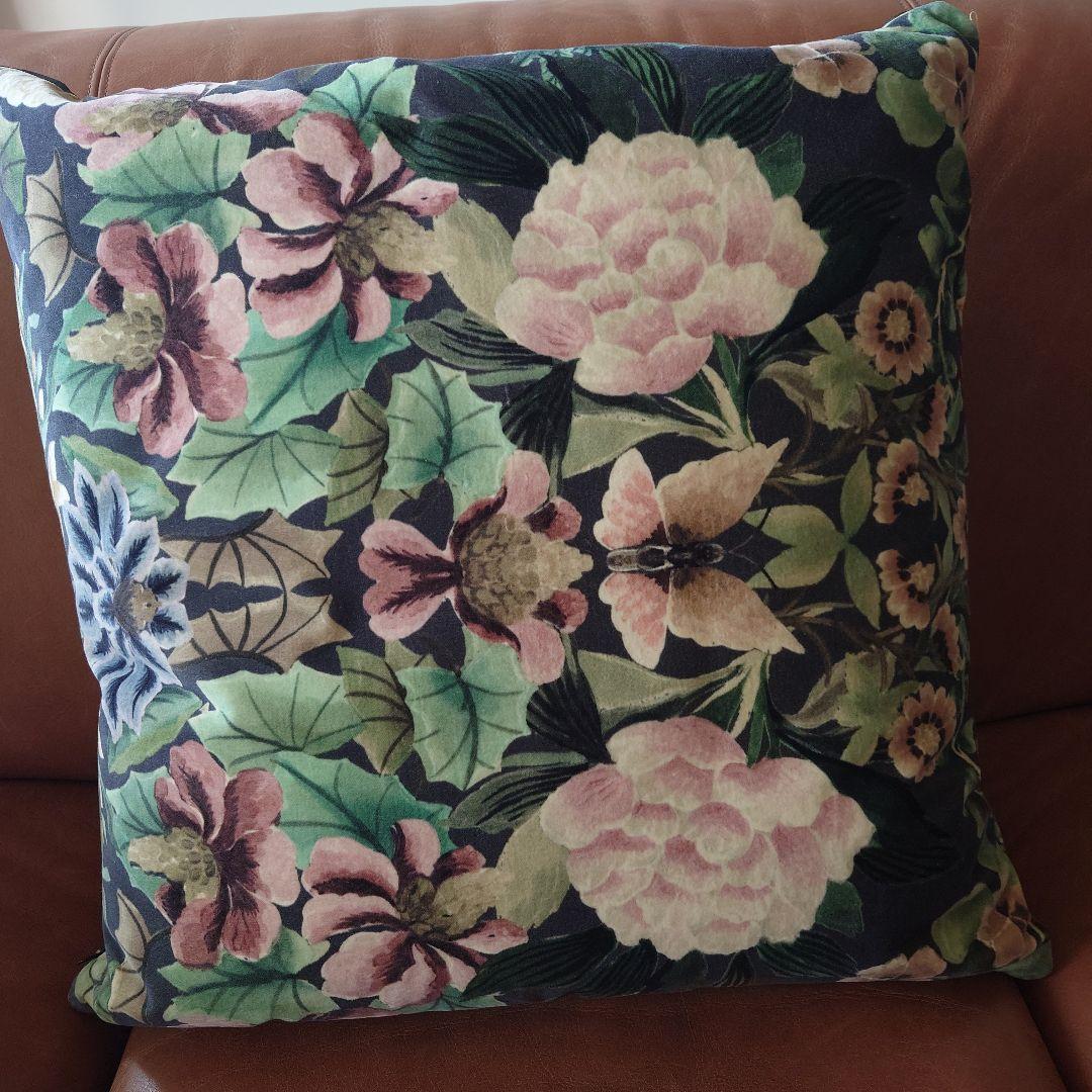 （未使用新品）デザイナーズギルド社製 植物模様 クッション・カバー セット