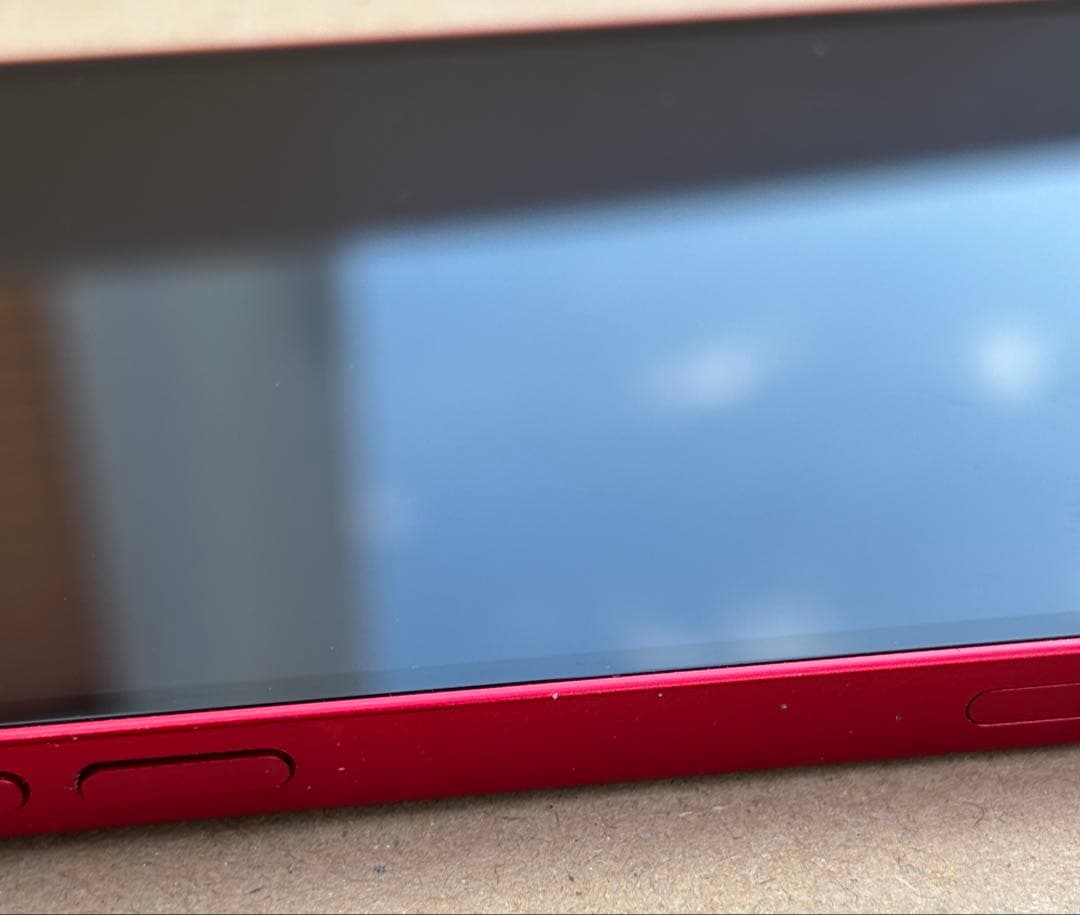 Apple iPhone13 SIMフリー RED バッテリー100% 美品