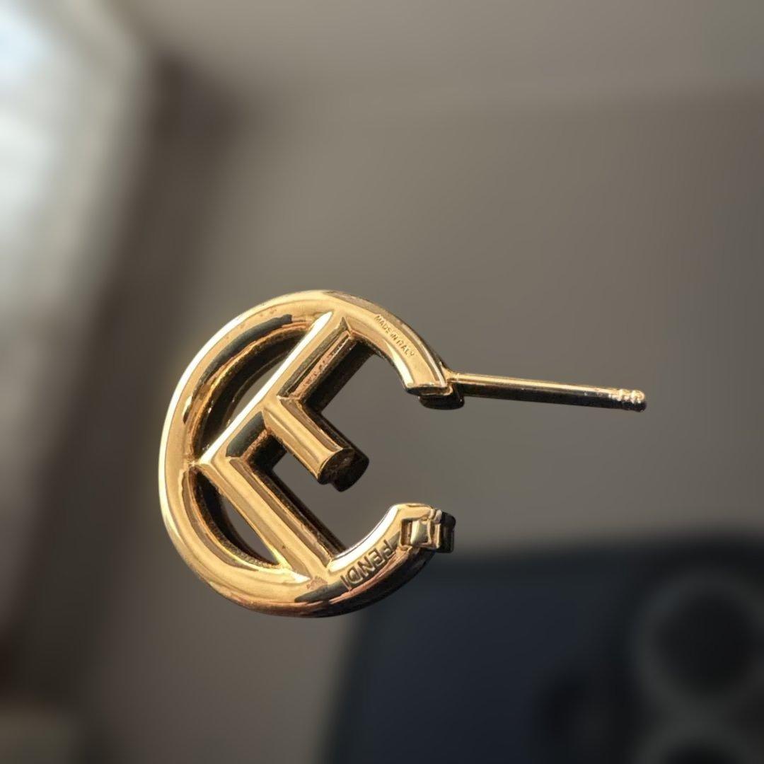 FENDI earring フェンディピアス エフイズ 片耳のみ ゴールド系
