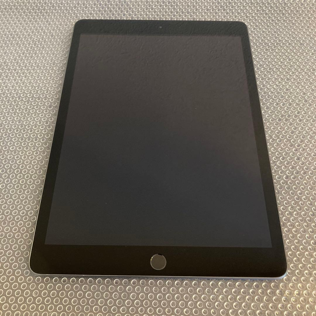 3868【早い者勝ち】iPad7 第7世代 32GB SIMフリー☆