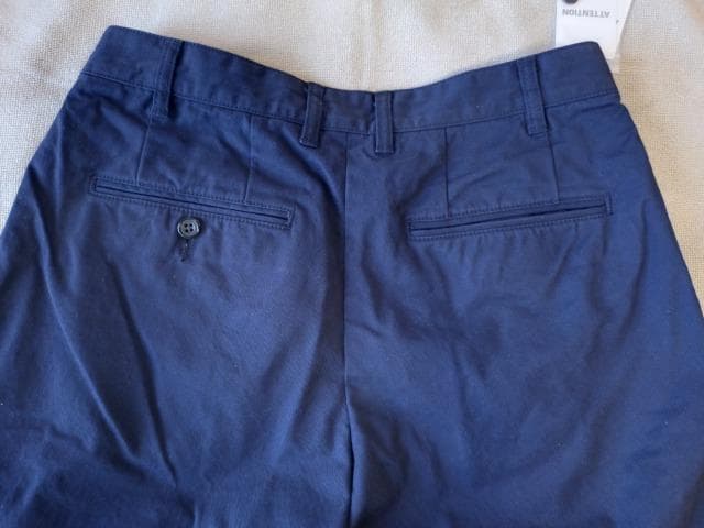 ビームスプラス　2プリーツパンツ　Sサイズ　ネイビー　定価：16,500円　新品