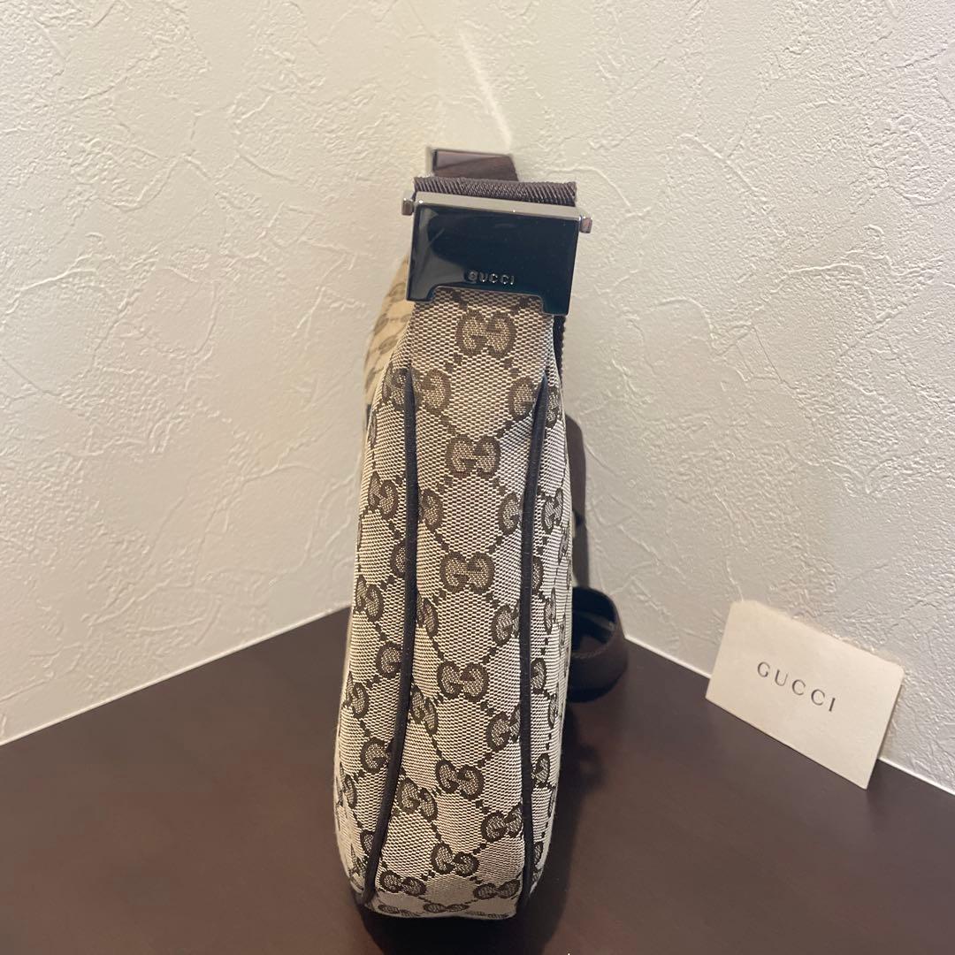GUCCI グッチ GGキャンバス ショルダーバッグ 122790 三日月