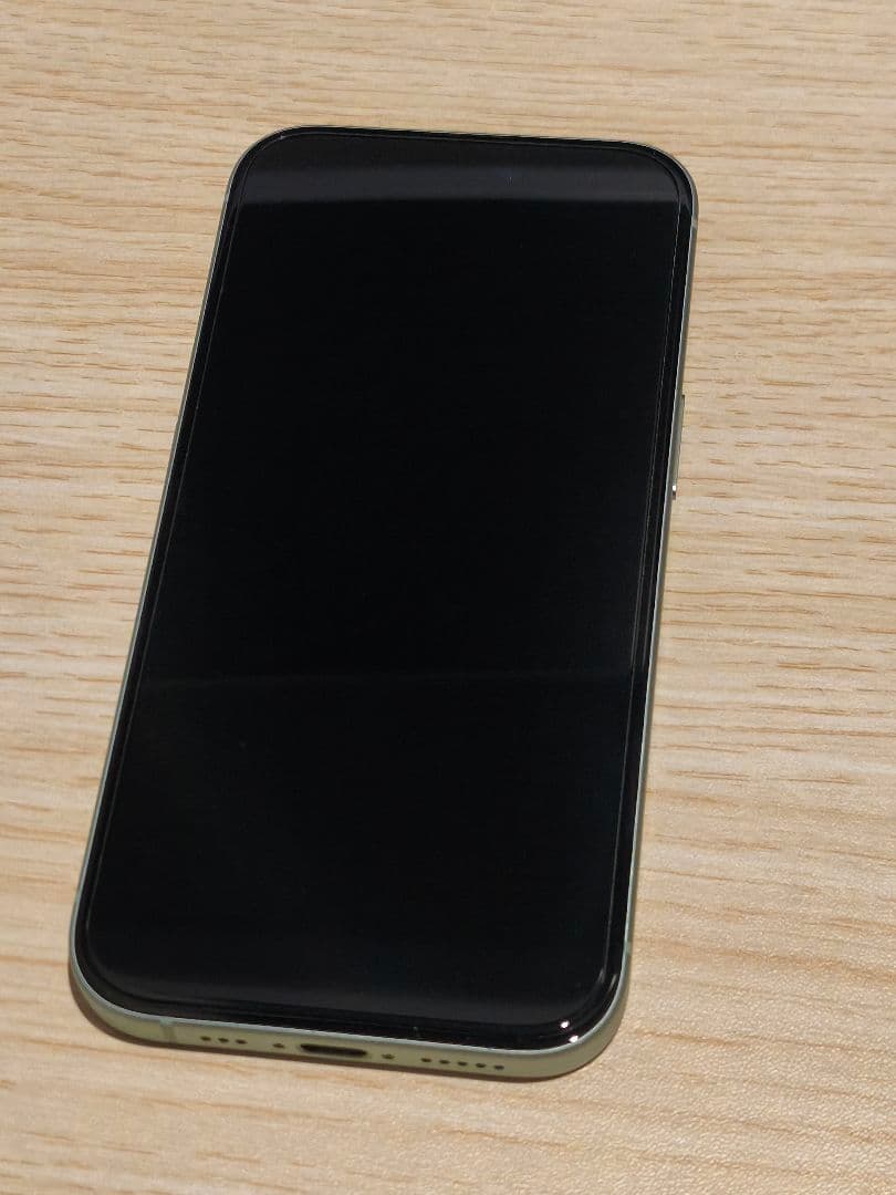 iPhone15 256GB グリーン　SIMフリー バッテリー85% 美品