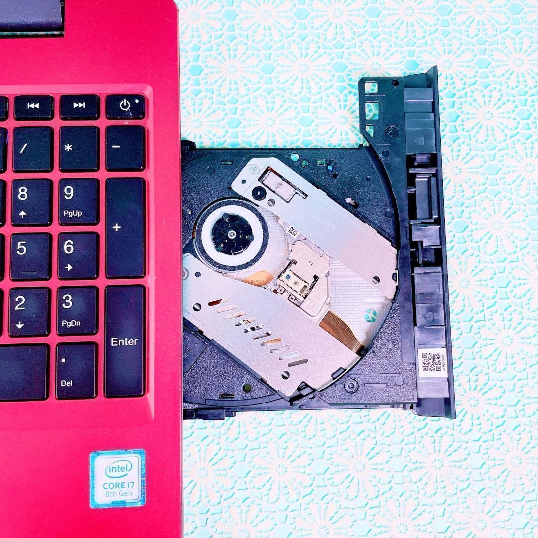 Windows11✨️Corei7✨️薄型ノートパソコン1TBブルーレイSSDカメラ