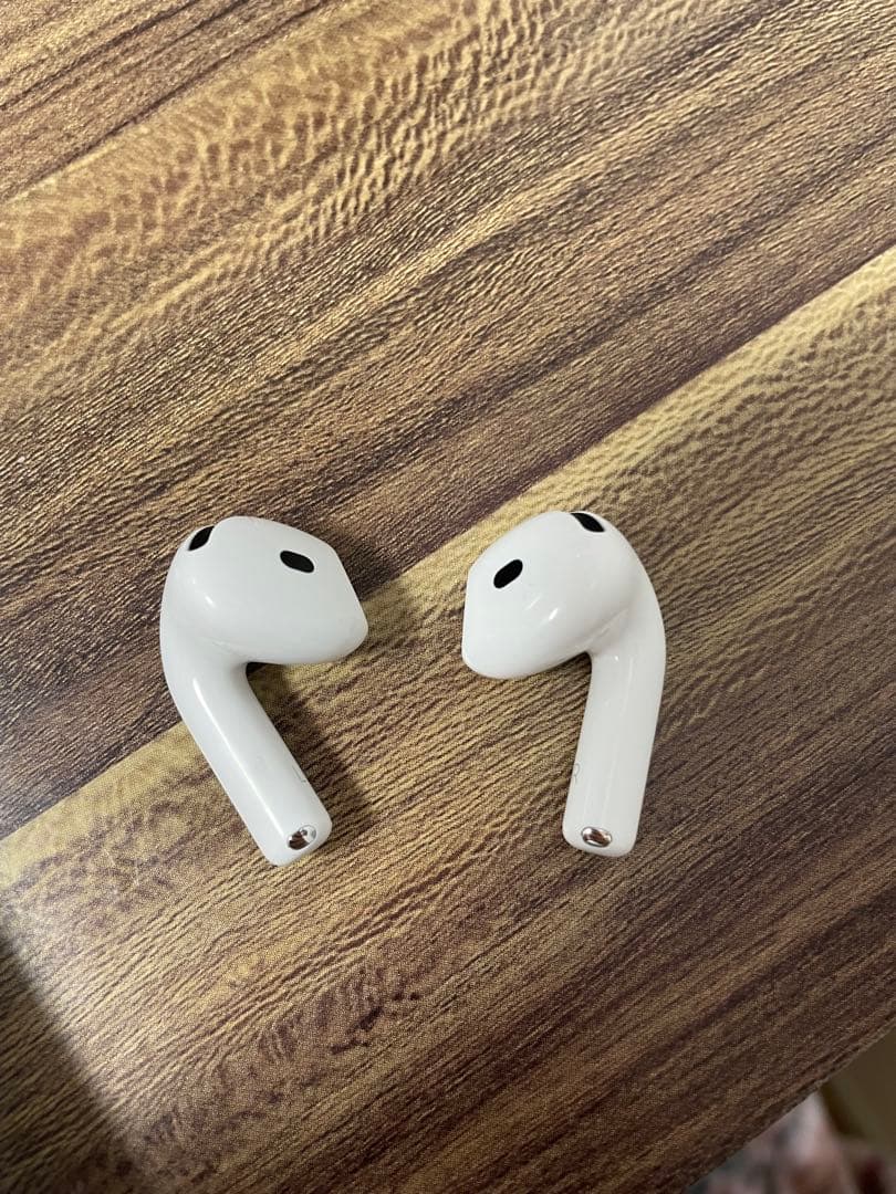 【即日発送】AirPods4(ANC)MXP93J/A ノイキャンあり