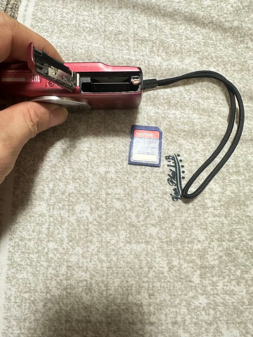 Canon IXY 200 キャノン イクシ