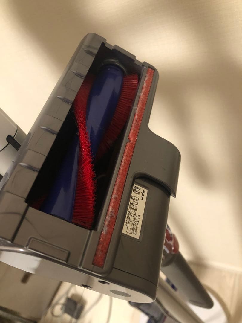 ダイソン　Dyson Digital Slim Fluffy SV18FF