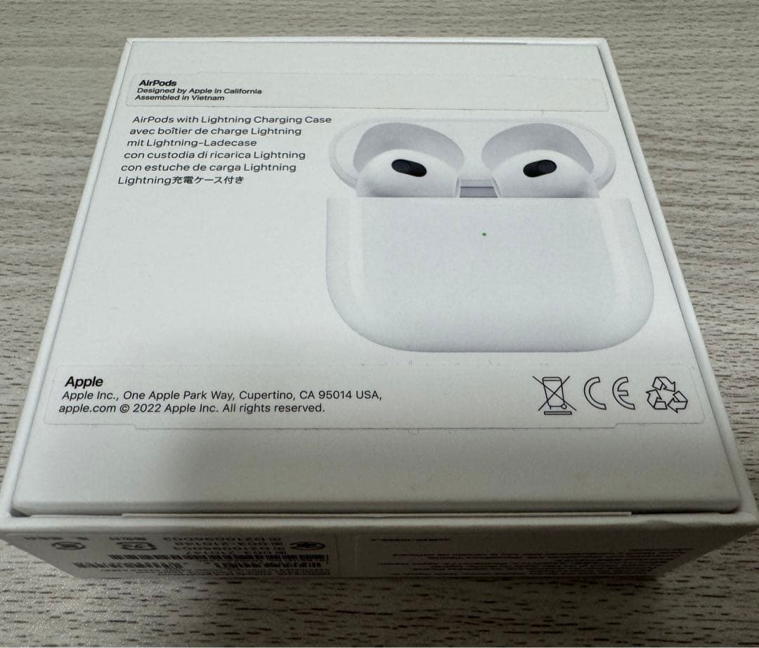 Apple AirPods 第3世代 Lightning充電ケース付き 新品
