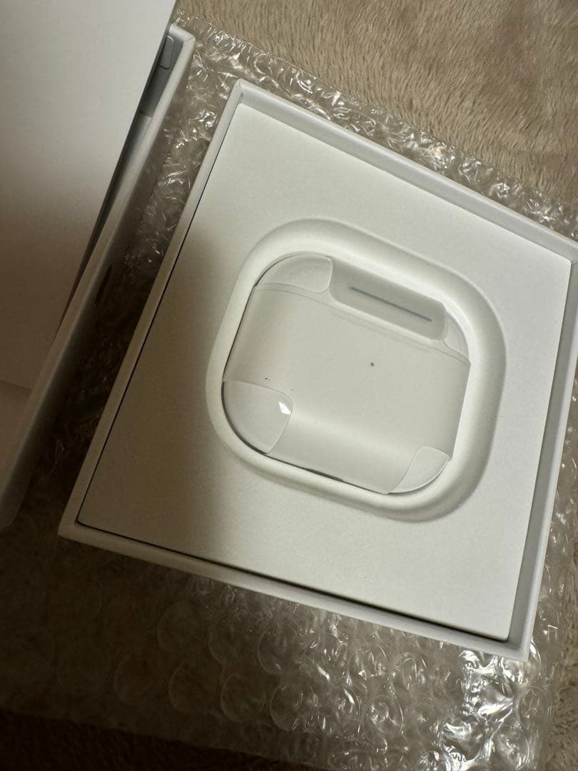 Apple AirPods 第3世代 Lightning充電ケース付き 新品