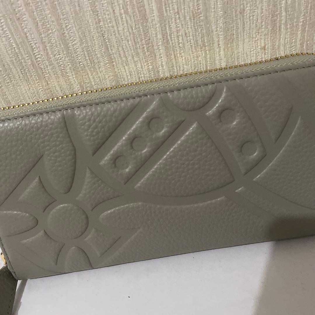 【新品未使用】Vivienne Westwood 長財布 955VW311