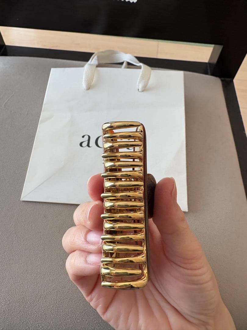 acca ティアラクリップ　Mサイズ