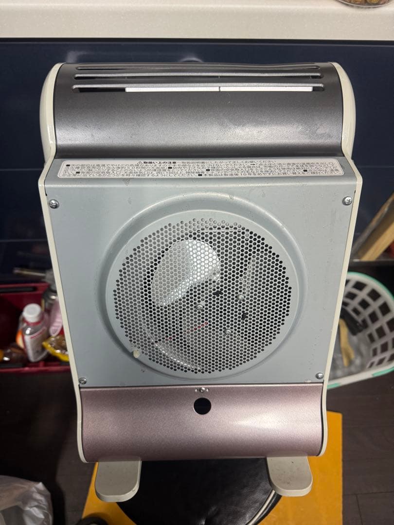 Iwatani ガスファンヒーター「風暖」　岩谷　カセットガスファンヒーター