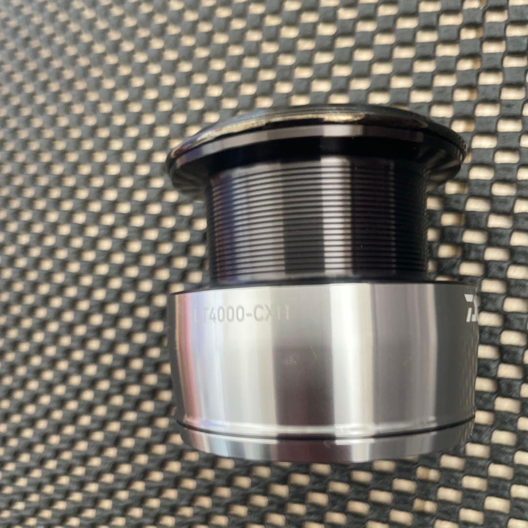 や*様 ダイワ　24 セルテート　純正スプール　4000cxh