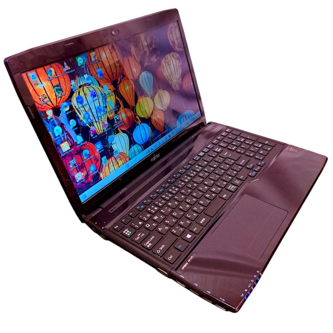 富士通 ノートパソコン Windows11 オフィス付き i7 16GB SSD