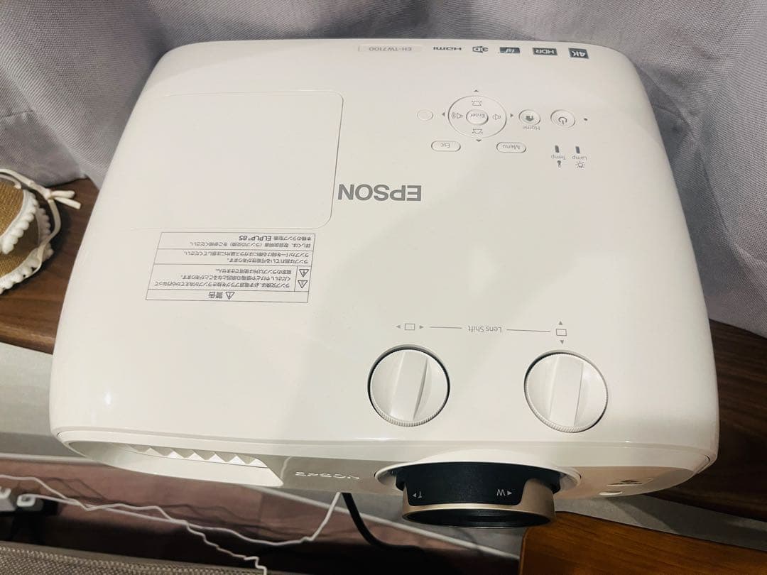 こ*ん様 EPSON プロジェクター本体　E H-TW7100